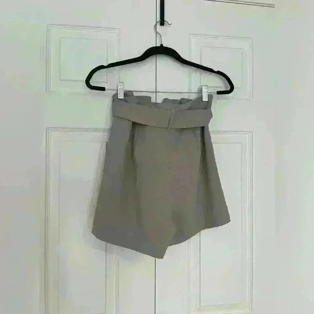 NWOT ARITZIA WILFRED PAPER BAG HIGH WAIST SHORT SIZE 4 GREY  TAUPE - Picture 7 of 8